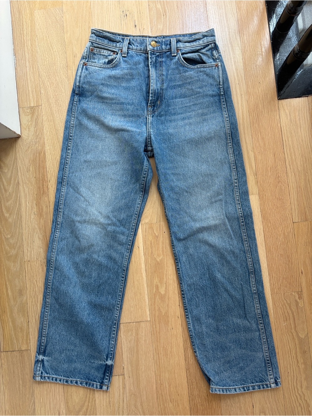 B SIDES women’s Straight Blue Relaxed Denim Jeans